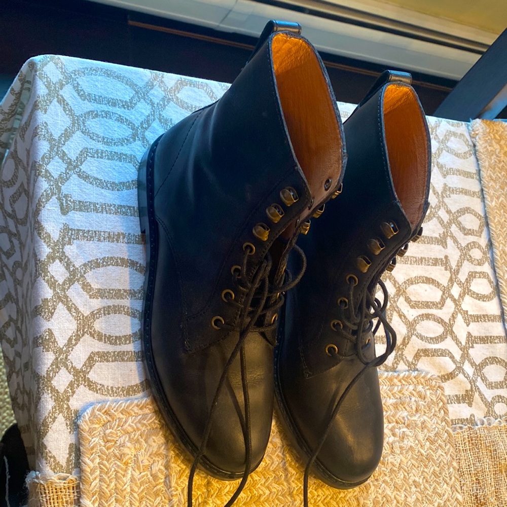 Beautiful madewell leather boots